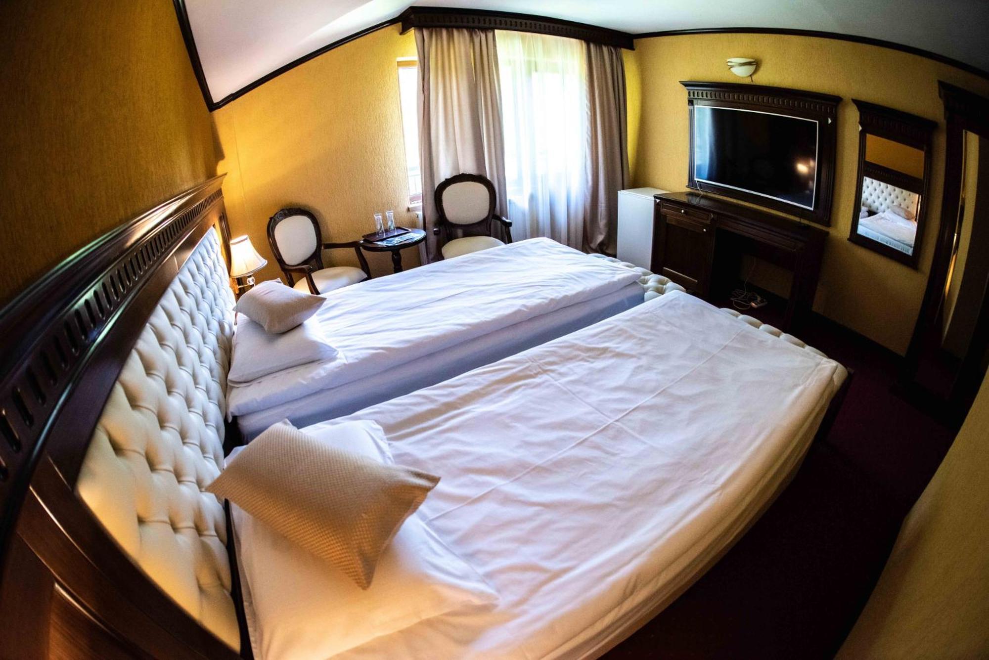 Hotel Trei Brazi Băile Olăneşti Εξωτερικό φωτογραφία
