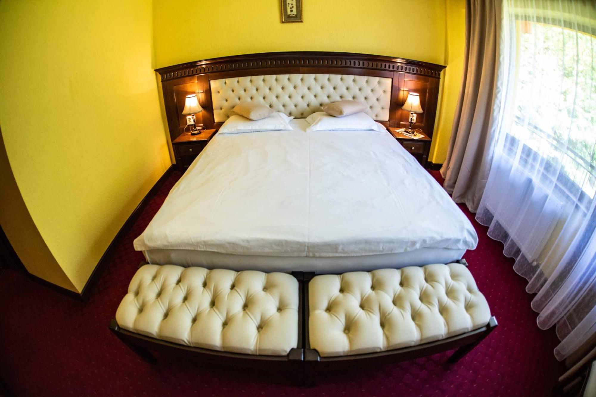 Hotel Trei Brazi Băile Olăneşti Εξωτερικό φωτογραφία